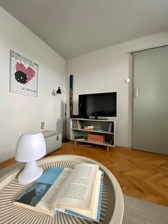 شقة بودغوريتْسا  في Millennium Loft المظهر الخارجي الصورة